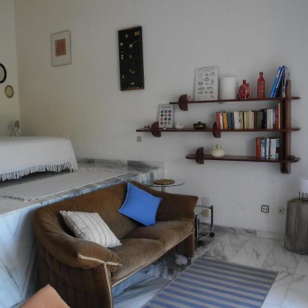 Tranquilos Estudios Cerca De La Playa Cadaques Ngoại thất bức ảnh