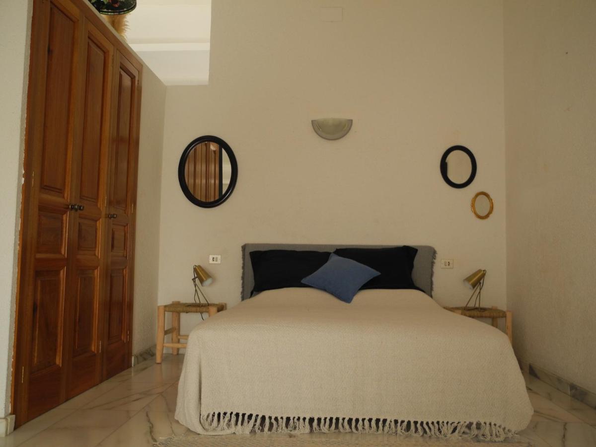 Tranquilos Estudios Cerca De La Playa Cadaques Ngoại thất bức ảnh