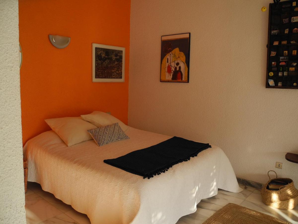 Tranquilos Estudios Cerca De La Playa Cadaques Ngoại thất bức ảnh