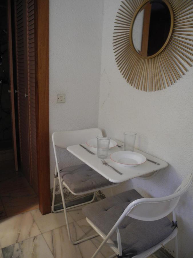 Tranquilos Estudios Cerca De La Playa Cadaques Ngoại thất bức ảnh