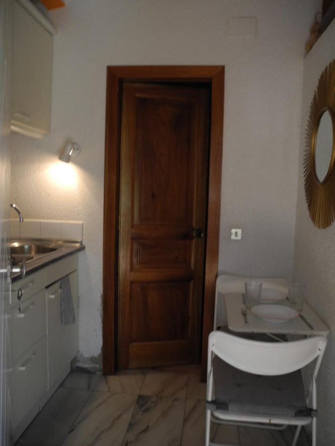 Tranquilos Estudios Cerca De La Playa Cadaques Ngoại thất bức ảnh