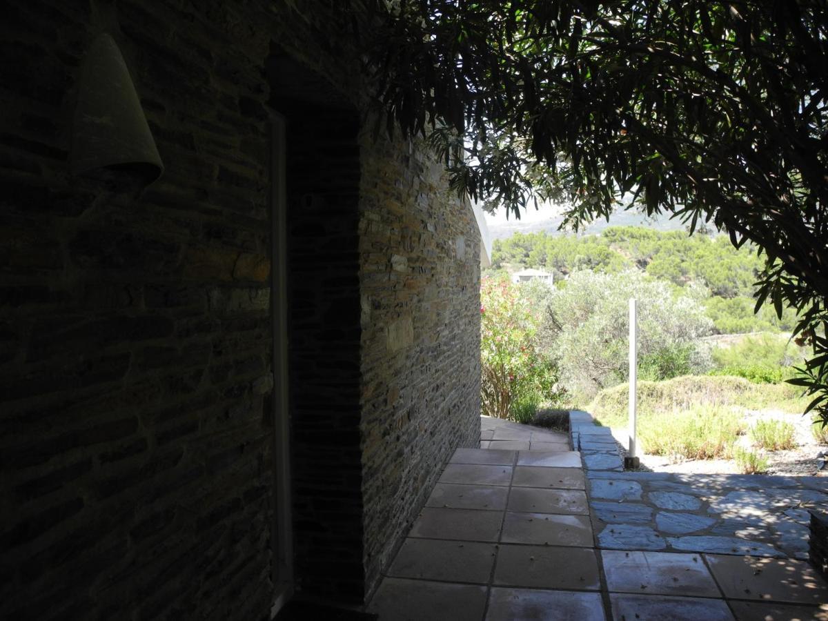 Tranquilos Estudios Cerca De La Playa Cadaques Ngoại thất bức ảnh